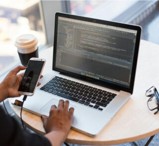 Vývoj aplikací na míru